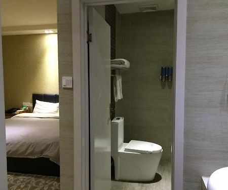 Xo Fashion Theme Hotel Dongying Esterno foto